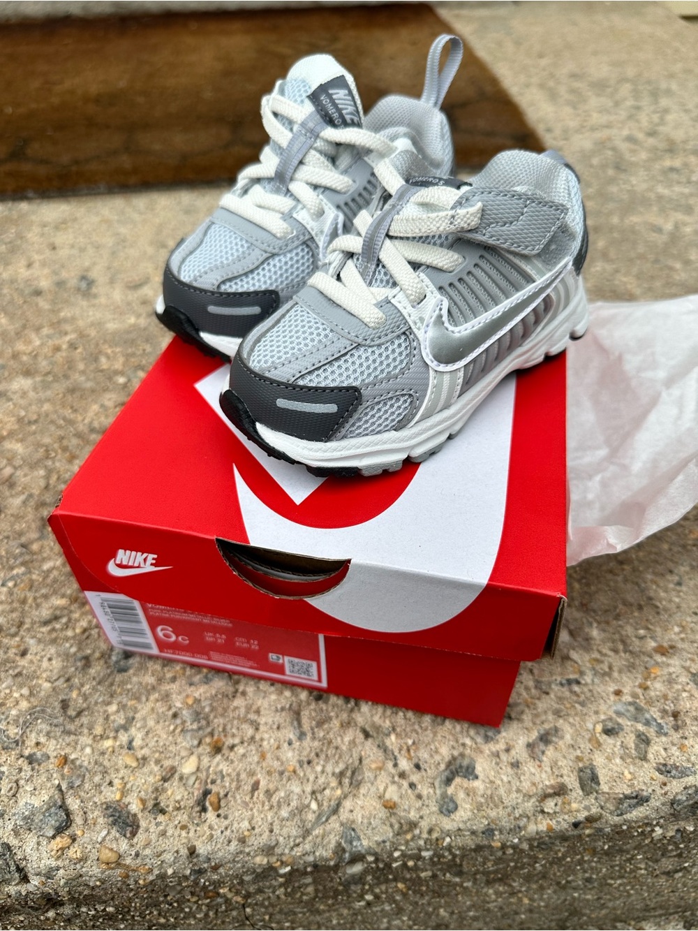 Nike Vomero 5 (TD) kids shoes (6c)